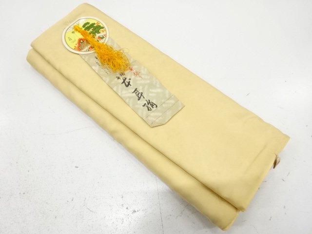 JAPANESE KIMONO / ANTIQUE BOLT FOR UPPER LINING / SILK